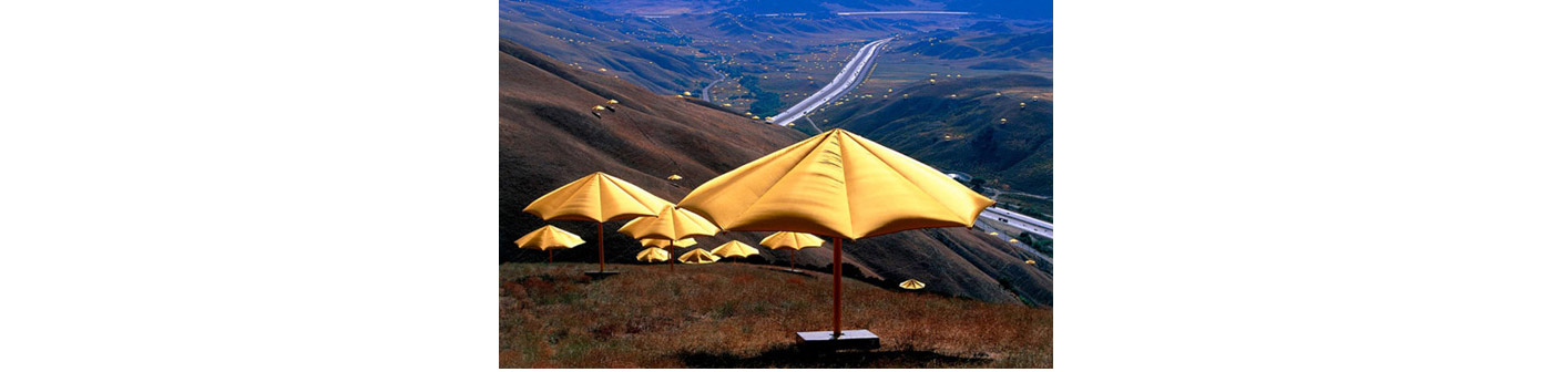 Cristo's "umbrellas"
